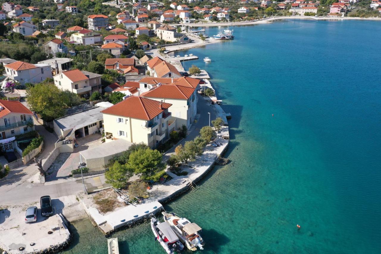 Apartments Babin Vinišće Exteriör bild